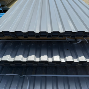 Blacha trapezowa T14 2. gatunek – dachowa i elewacyjna, 960 mm krycia